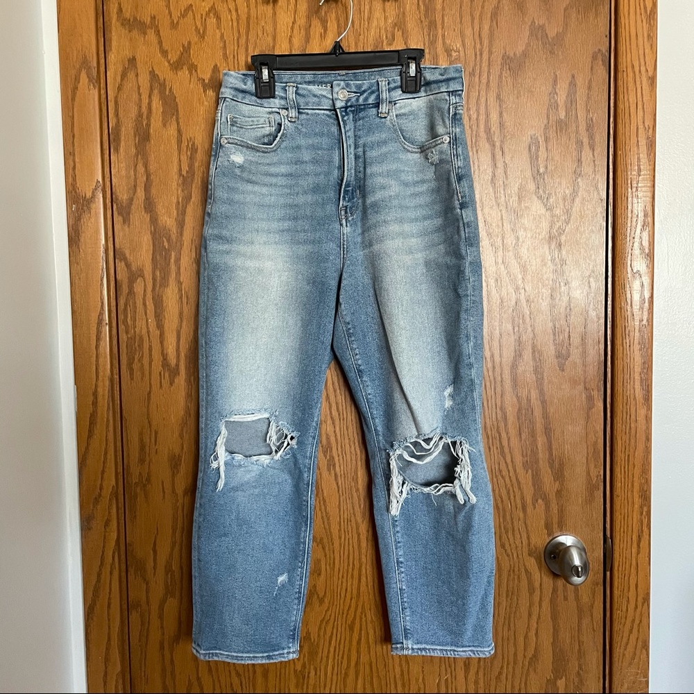 AEO stretch mom jeans size 6 xshort